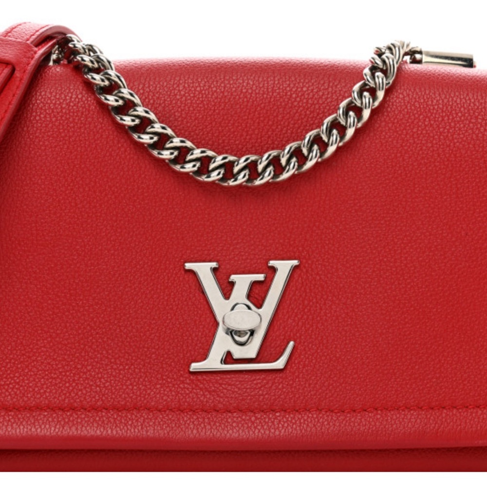 Brand New‼️ Louis Vuitton Calfskin Lockme II Chain Bag BB Rubis